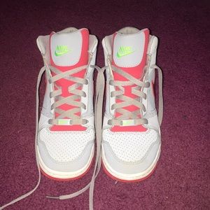 Nike women’s high tops